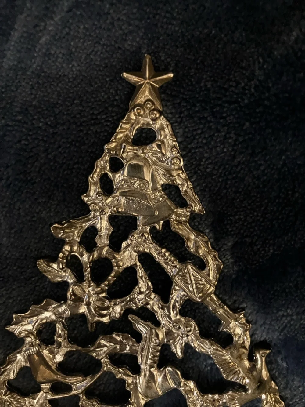 Silver Plated Christmas Tree Holiday Decor Standing with Velvet Base‎ 7”